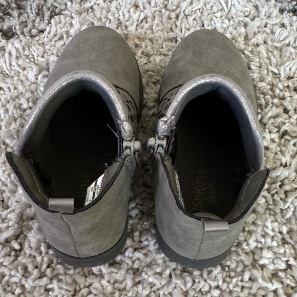 Osh Kosh toddler girl booties gray size 9 - Picture 4 of 7